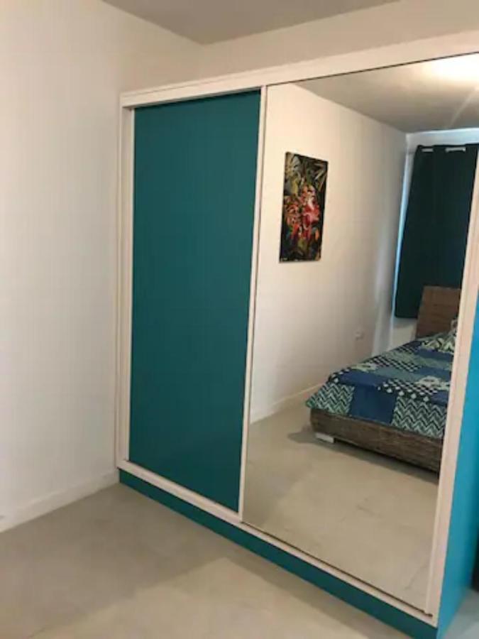 Meuble De Standing Au Coeur Des Commodites Schoelcher Kültér fotó