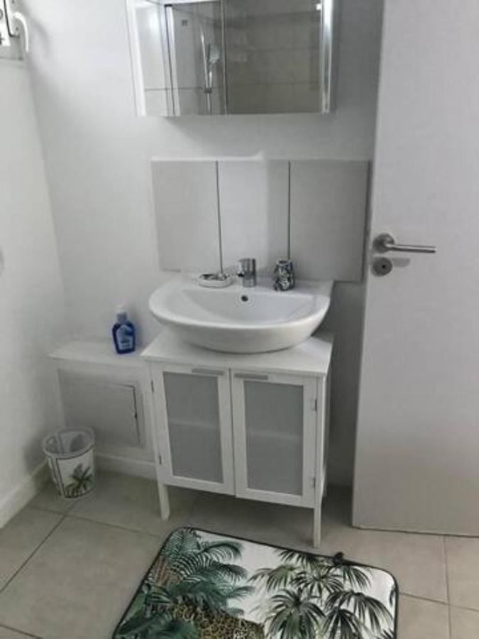 Meuble De Standing Au Coeur Des Commodites Schoelcher Kültér fotó