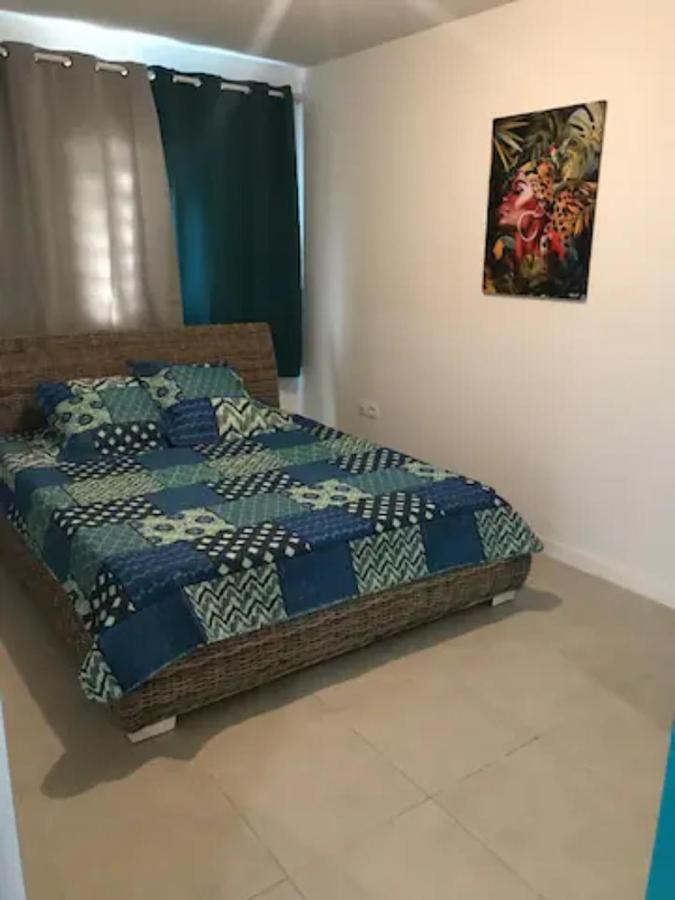 Meuble De Standing Au Coeur Des Commodites Schoelcher Kültér fotó